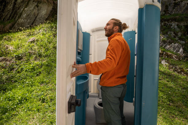 Best High-end porta potty rental  in Earlvle, IL